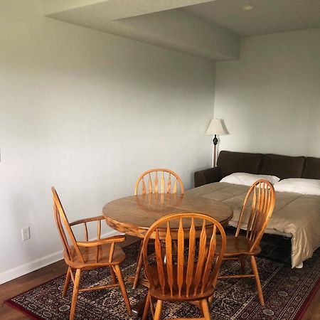2 Bedroom Suite: Views, Private Entrance, Evchgr Amity Extérieur photo